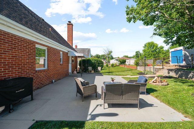 31 Terrace Avenue, Highland Heights, KY 41076