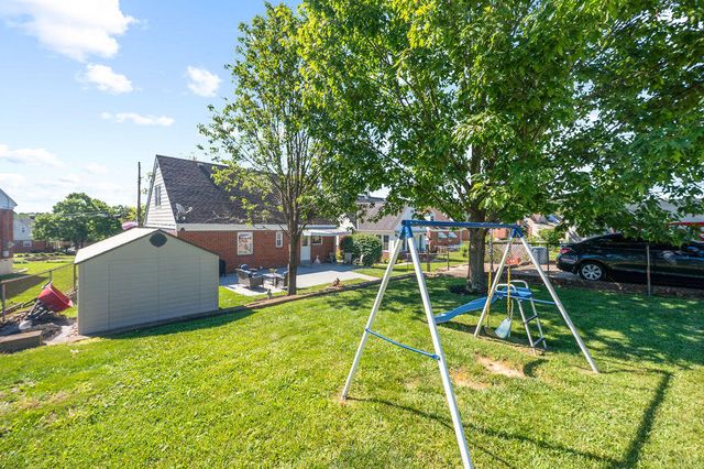 31 Terrace Avenue, Highland Heights, KY 41076