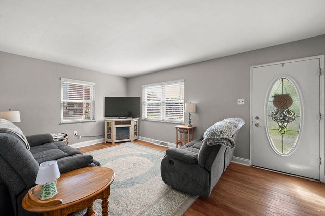 31 Terrace Avenue, Highland Heights, KY 41076