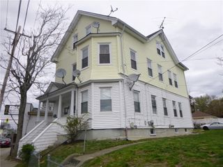 1018 Cranston Street 3, Cranston, RI 02920