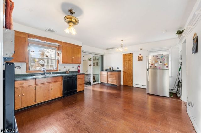 328 Minute Arms Rd, Union Twp., NJ 07083