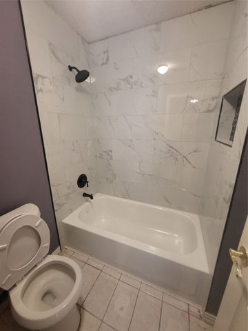 2808 Rutgers Circle B, Rowlett, TX 75088