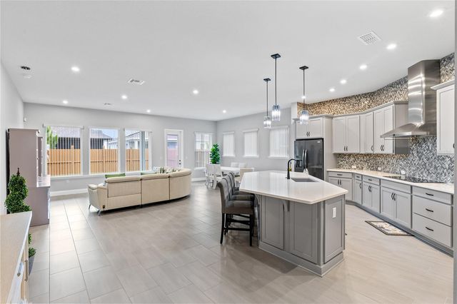 6526 CIRCLE ROCK WAY, St Cloud, FL 34771