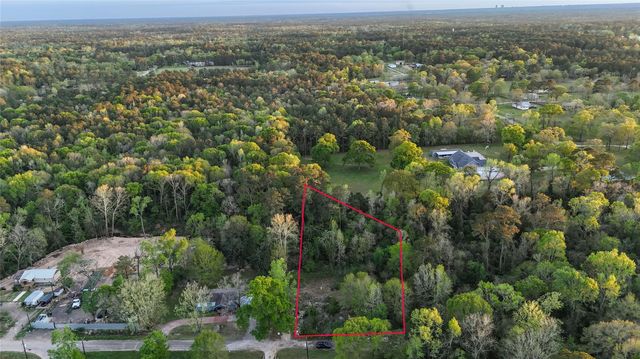 13170 Creekwood Ln, Conroe, TX 77306