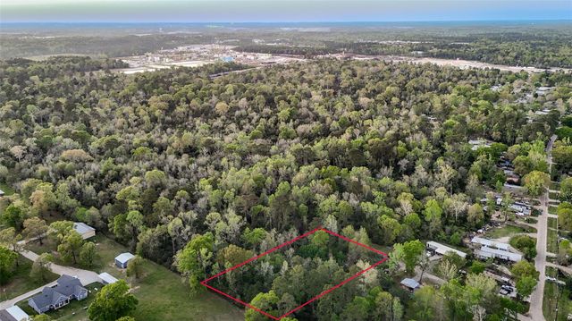 13170 Creekwood Ln, Conroe, TX 77306