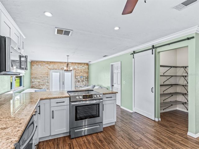 2405 SE 157TH LANE ROAD, Summerfield, FL 34491