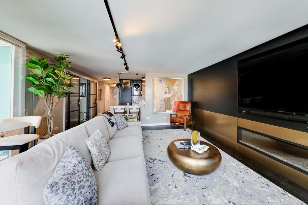 345 N LaSalle Drive 3502, Chicago, IL 60654 — photo 4