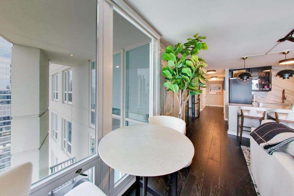 345 N LaSalle Drive 3502, Chicago, IL 60654 — photo 5
