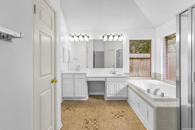 11 Bedford Oaks, San Antonio, TX 78254