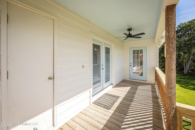 5513 Sioux Drive, Ocean Springs, MS 39564