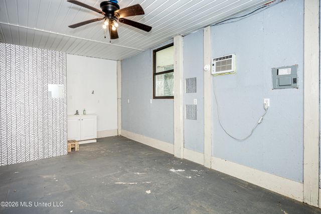 5513 Sioux Drive, Ocean Springs, MS 39564