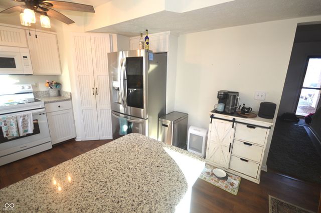 8537 Country Meadows Drive, Indianapolis, IN 46234