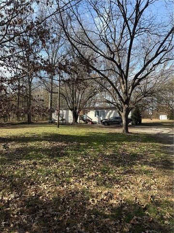 305 Brand Road SW, Loganville, GA 30052