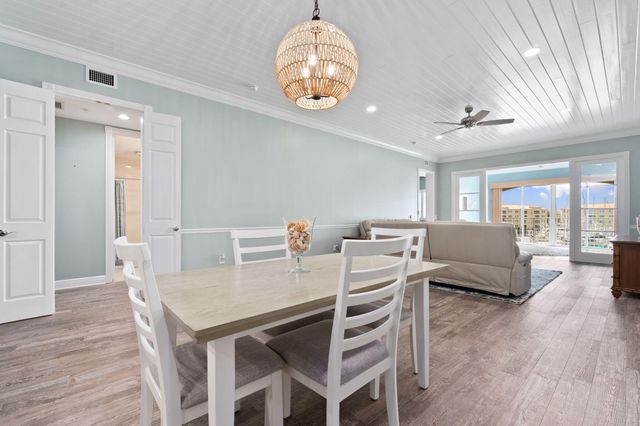 9 Harbour Isle Drive E 305, Hutchinson Island, FL 34949