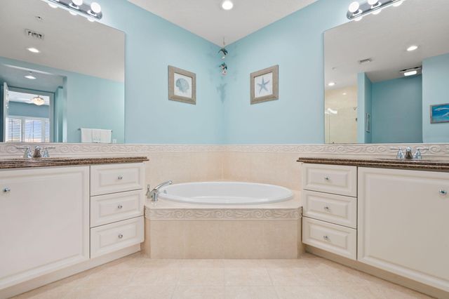 9 Harbour Isle Drive E 305, Hutchinson Island, FL 34949