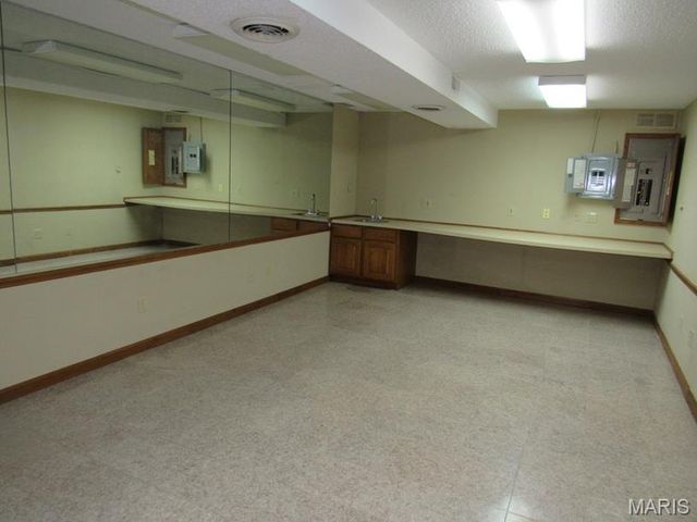 1062 Patience Drive, Florissant, MO 63034