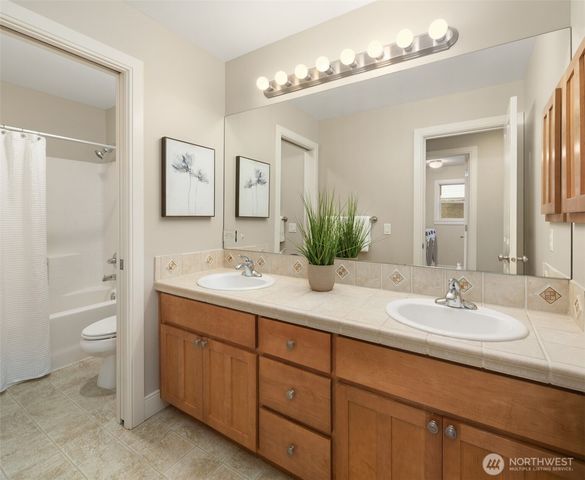 436 Wilderness Peak Drive NW, Issaquah, WA 98027