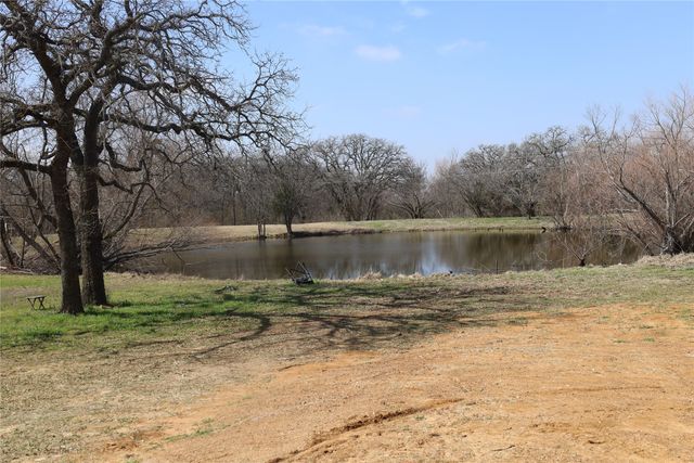 7211 County Road 1017, Joshua, TX 76058