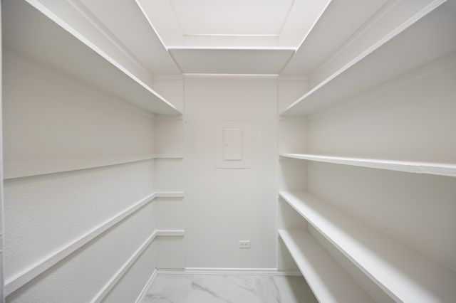 9801 Royal Lane 701, Dallas, TX 75231