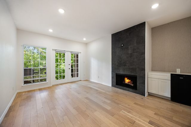 9801 Royal Lane 701, Dallas, TX 75231