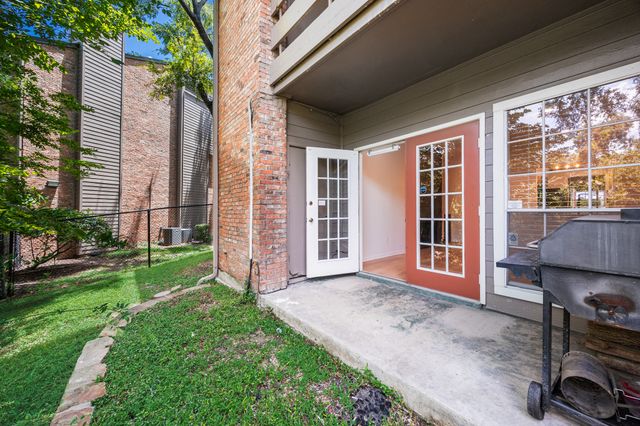 9801 Royal Lane 701, Dallas, TX 75231