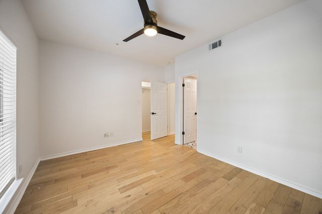 9801 Royal Lane 701, Dallas, TX 75231