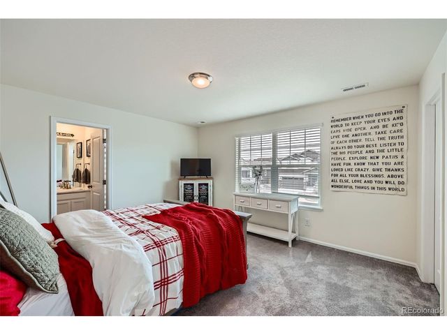 935 Peach Leaf Ln, Elizabeth, CO 80107