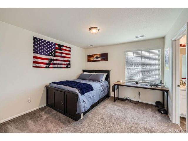 935 Peach Leaf Ln, Elizabeth, CO 80107