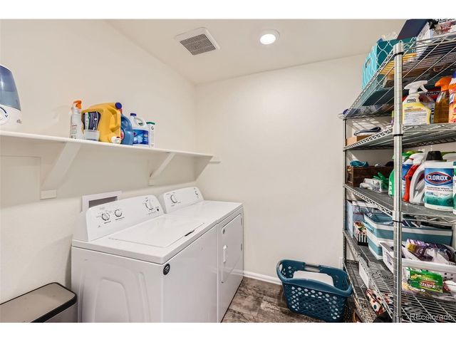 935 Peach Leaf Ln, Elizabeth, CO 80107