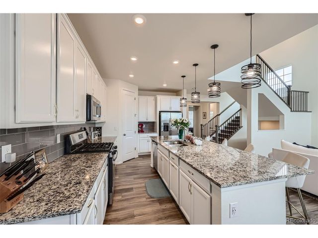 935 Peach Leaf Ln, Elizabeth, CO 80107