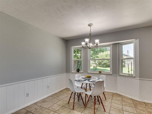 1537 Kingsgate Road, Oklahoma City, OK 73159