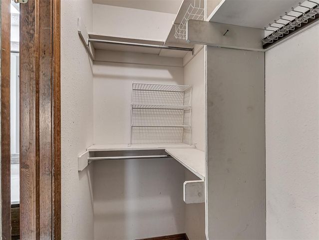 1537 Kingsgate Road, Oklahoma City, OK 73159