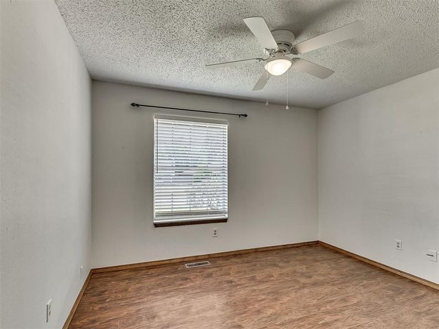 1537 Kingsgate Road, Oklahoma City, OK 73159