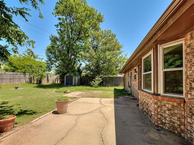 1537 Kingsgate Road, Oklahoma City, OK 73159