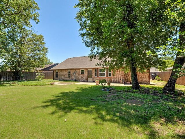 1537 Kingsgate Road, Oklahoma City, OK 73159