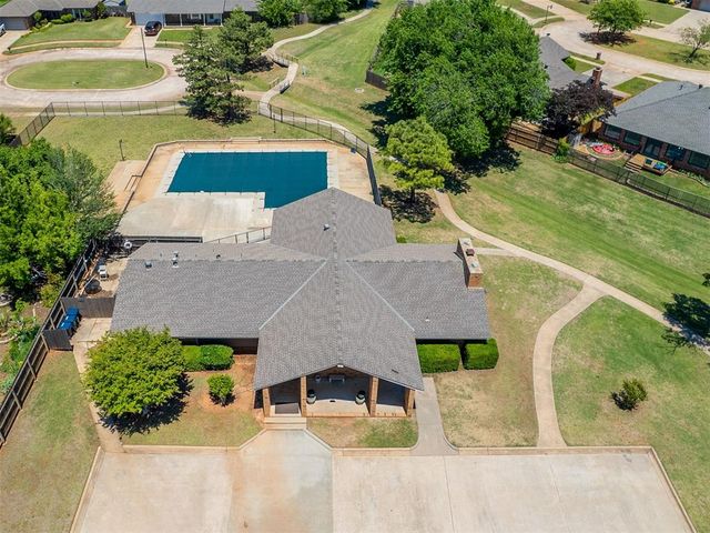 1537 Kingsgate Road, Oklahoma City, OK 73159