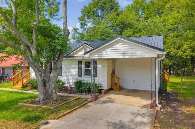 266 Randall Street, Lavonia, GA 30553