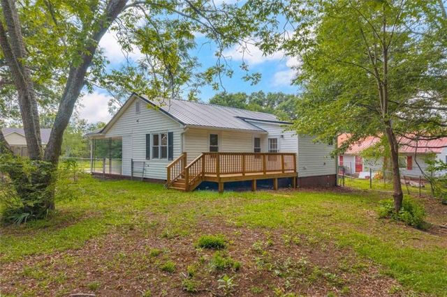 266 Randall Street, Lavonia, GA 30553