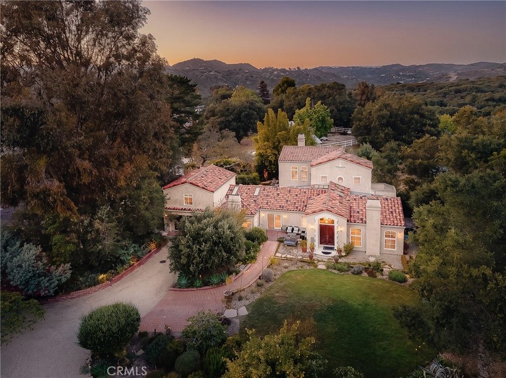 21149 Entrada Road, Topanga, CA 90290 — exterior