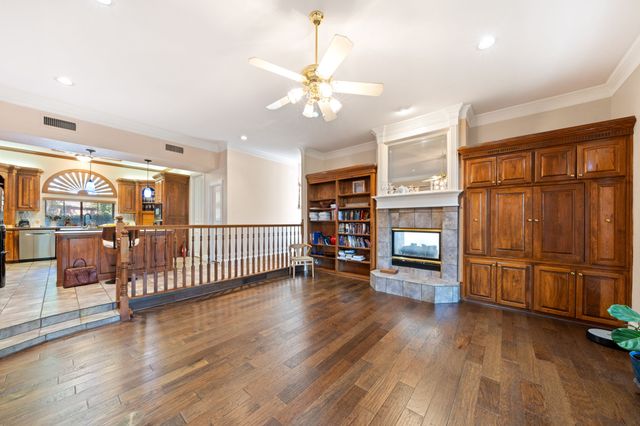 501 Ashburne Glen Circle, Ovilla, TX 75154