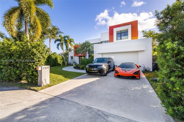 2101 NE 20th Ave, Wilton Manors, FL 33305