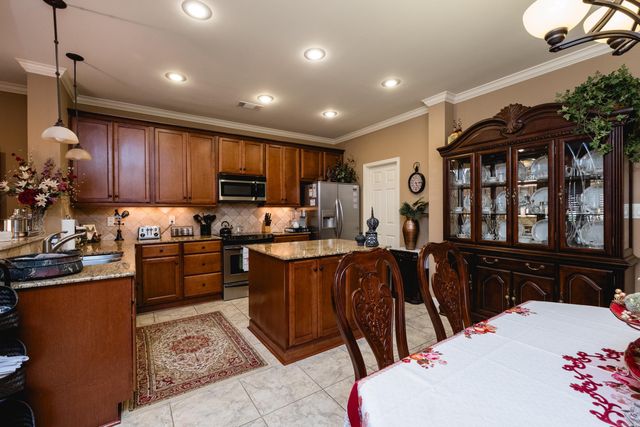 47 Taylor Park Loop, Little Rock, AR 72211