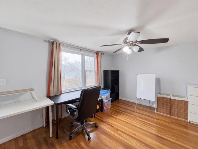228-B Quincy Shore Dr, Quincy, MA 02171