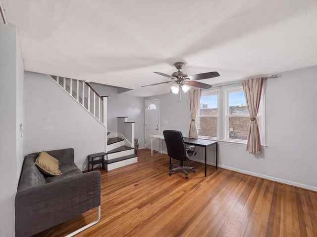 228-B Quincy Shore Dr, Quincy, MA 02171