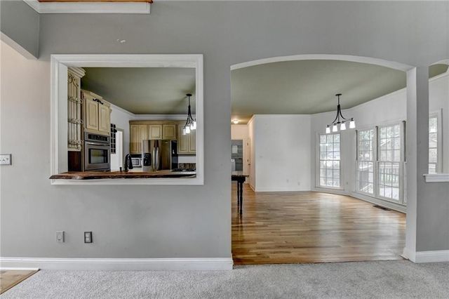 1015 Rowe Oak Circle, Lawrenceville, GA 30043