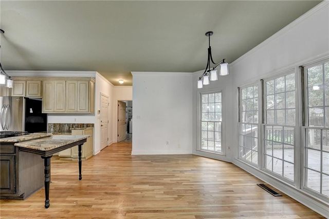 1015 Rowe Oak Circle, Lawrenceville, GA 30043