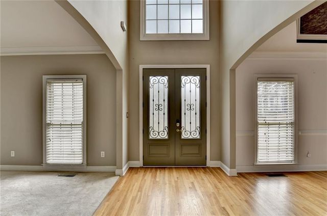 1015 Rowe Oak Circle, Lawrenceville, GA 30043