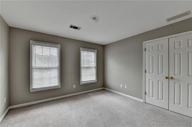 1015 Rowe Oak Circle, Lawrenceville, GA 30043