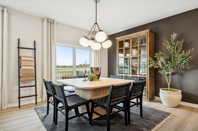 1587 Norbert Lane, Shakopee, MN 55379