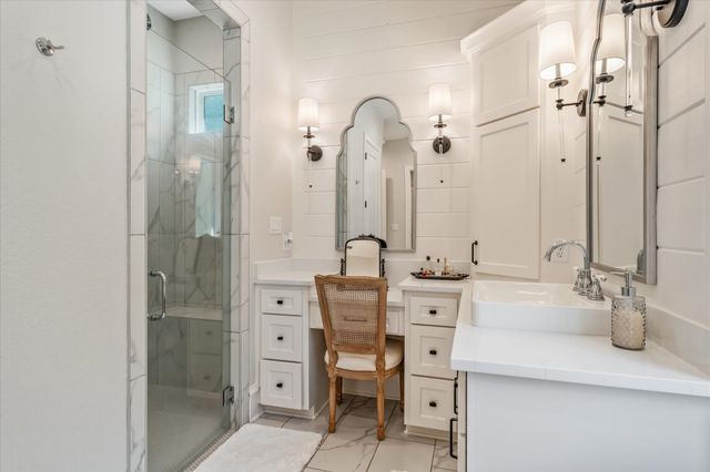 15373 Lakeside Drive, Tyler, TX 75707